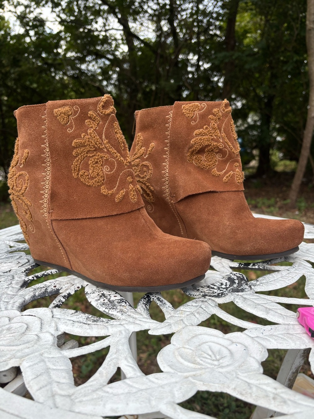 OTBT Ringold Brown Suede Embroidered Wedge Ankle Booties - Size 9.5M